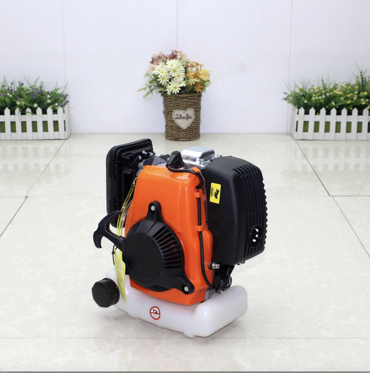 53.2CC 1.5KW 6800R/MIN 4-Strok - Outdoor Power Brush のレビューと価格