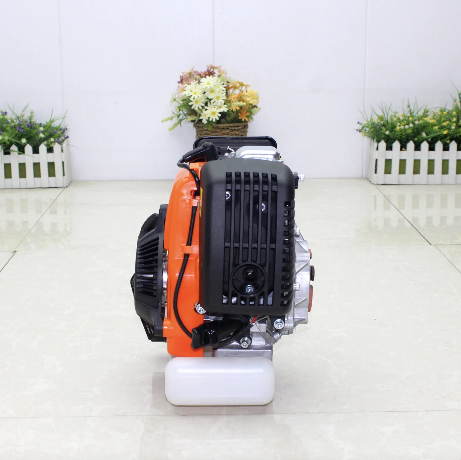 53.2CC 1.5KW 6800R/MIN 4-Strok - Outdoor Power Brush のレビューと価格