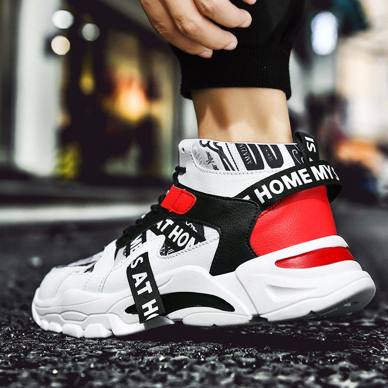 Large Size High Top Chunky Man - Outdoor Use Power Strip のレビューと価格